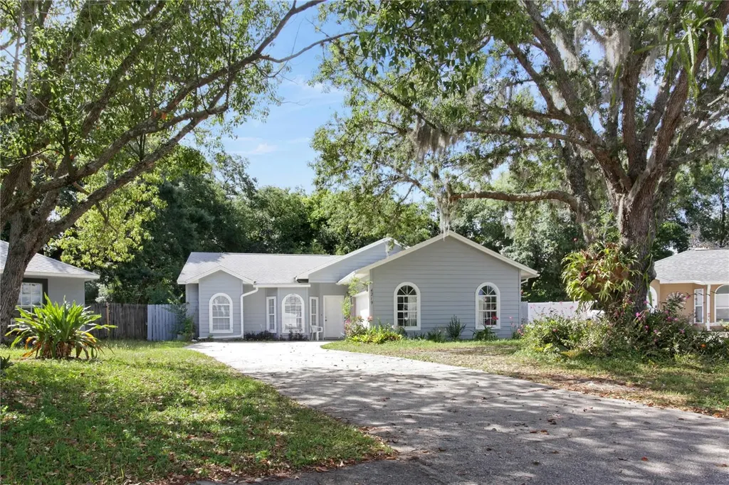 4219 Natchez Trace Drive Saint Cloud FL 34769