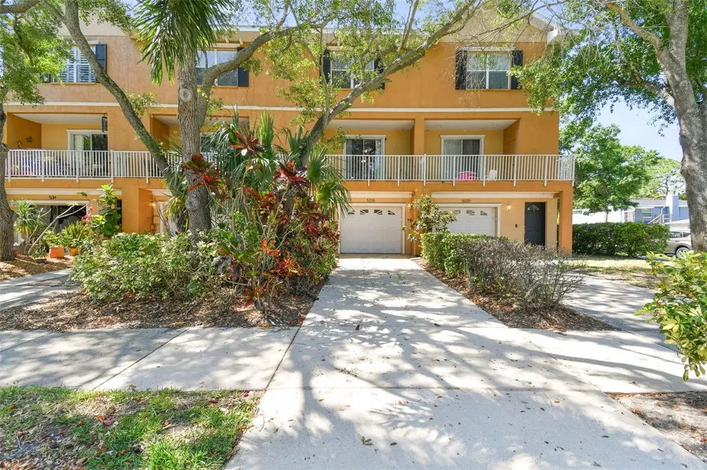 5018 W Lancaster Street Tampa FL 33616