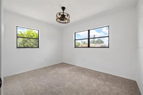 4612 N Lincoln Avenue Tampa FL 33614