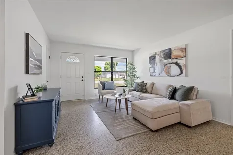 4612 N Lincoln Avenue Tampa FL 33614