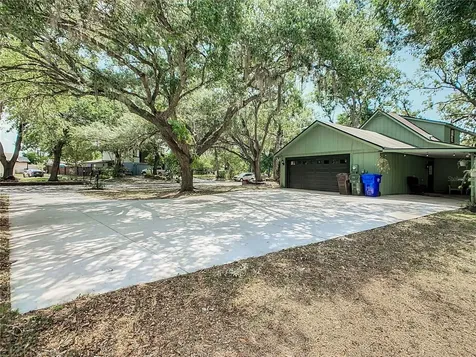 2360 Oak Leaf Lane Kissimmee FL 34744