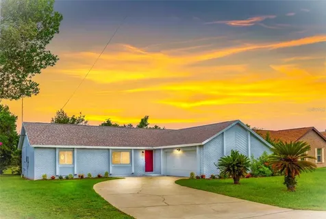 1785 W Chapel Drive Deltona FL 32725