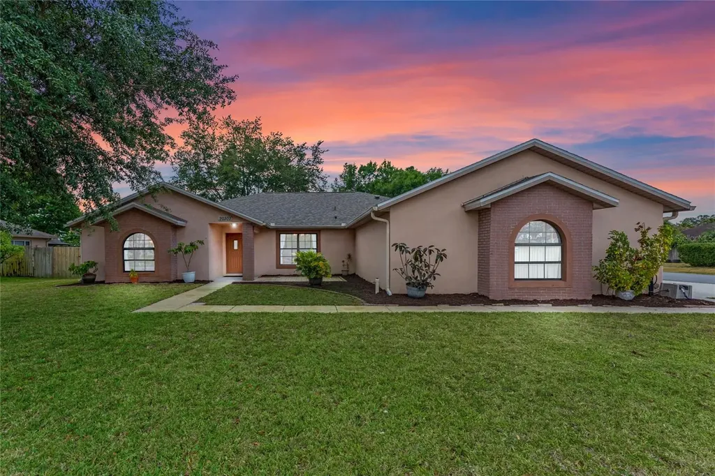 20302 Marlin Street Orlando FL 32833