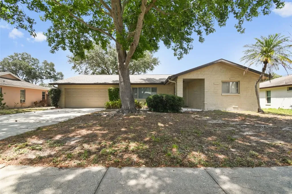 30 Village Lane Safety Harbor FL 34695