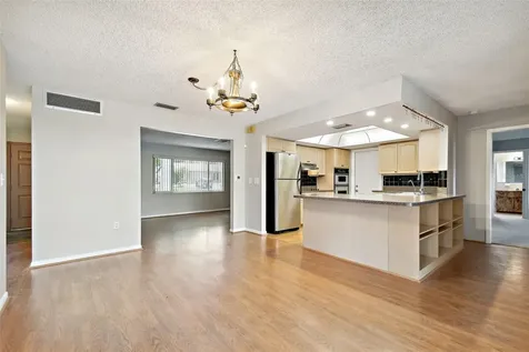 30 Village Lane Safety Harbor FL 34695