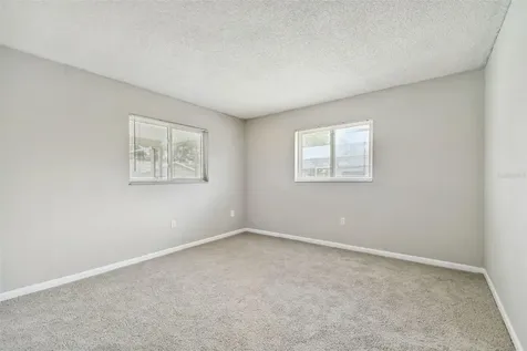 30 Village Lane Safety Harbor FL 34695