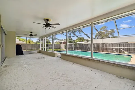 30 Village Lane Safety Harbor FL 34695