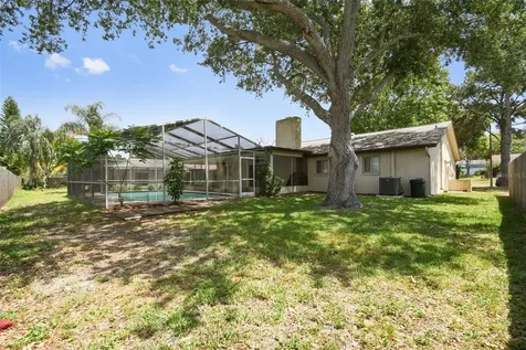 30 Village Lane Safety Harbor FL 34695
