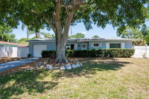1349 81st Avenue N St Petersburg FL 33702