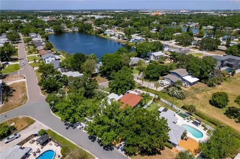 1349 81st Avenue N St Petersburg FL 33702