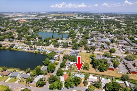 1349 81st Avenue N St Petersburg FL 33702