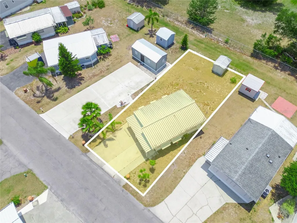 32 Saddlebag Trail Lake Wales FL 33898