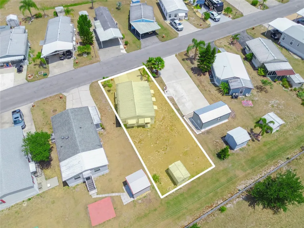 32 Saddlebag Trail Lake Wales FL 33898