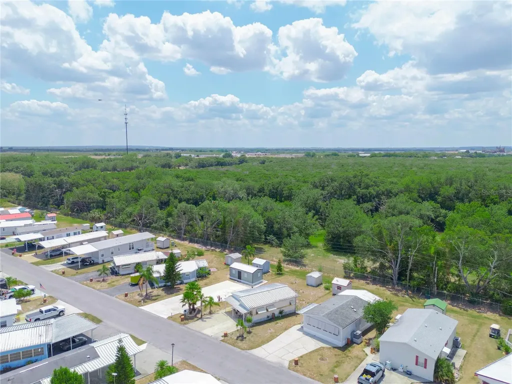 32 Saddlebag Trail Lake Wales FL 33898