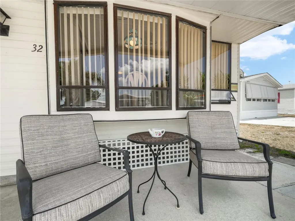 32 Saddlebag Trail Lake Wales FL 33898