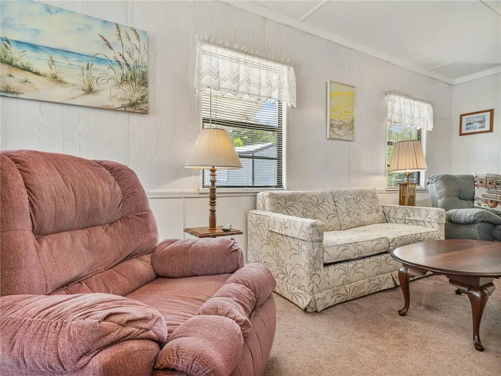 32 Saddlebag Trail Lake Wales FL 33898