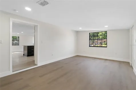 4111 W Olive Street Tampa FL 33616
