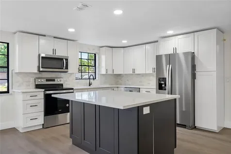 4111 W Olive Street Tampa FL 33616