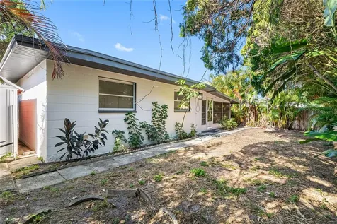 4111 W Olive Street Tampa FL 33616