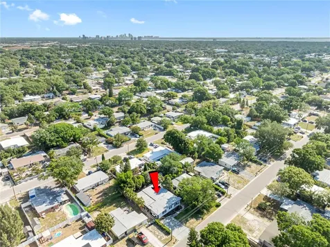 4111 W Olive Street Tampa FL 33616
