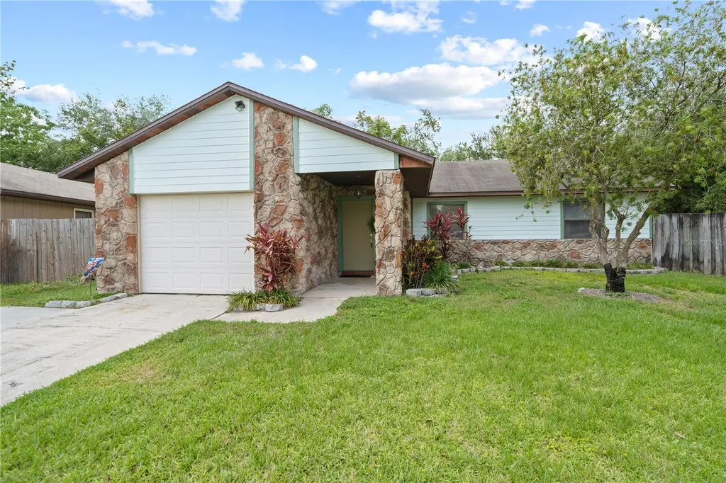 2803 Cobia Court Orlando FL 32822