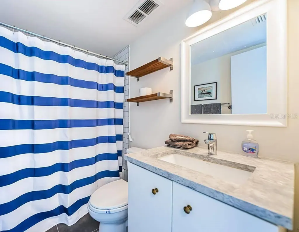 6295 Bahia Del Mar Circle St Petersburg FL 33715