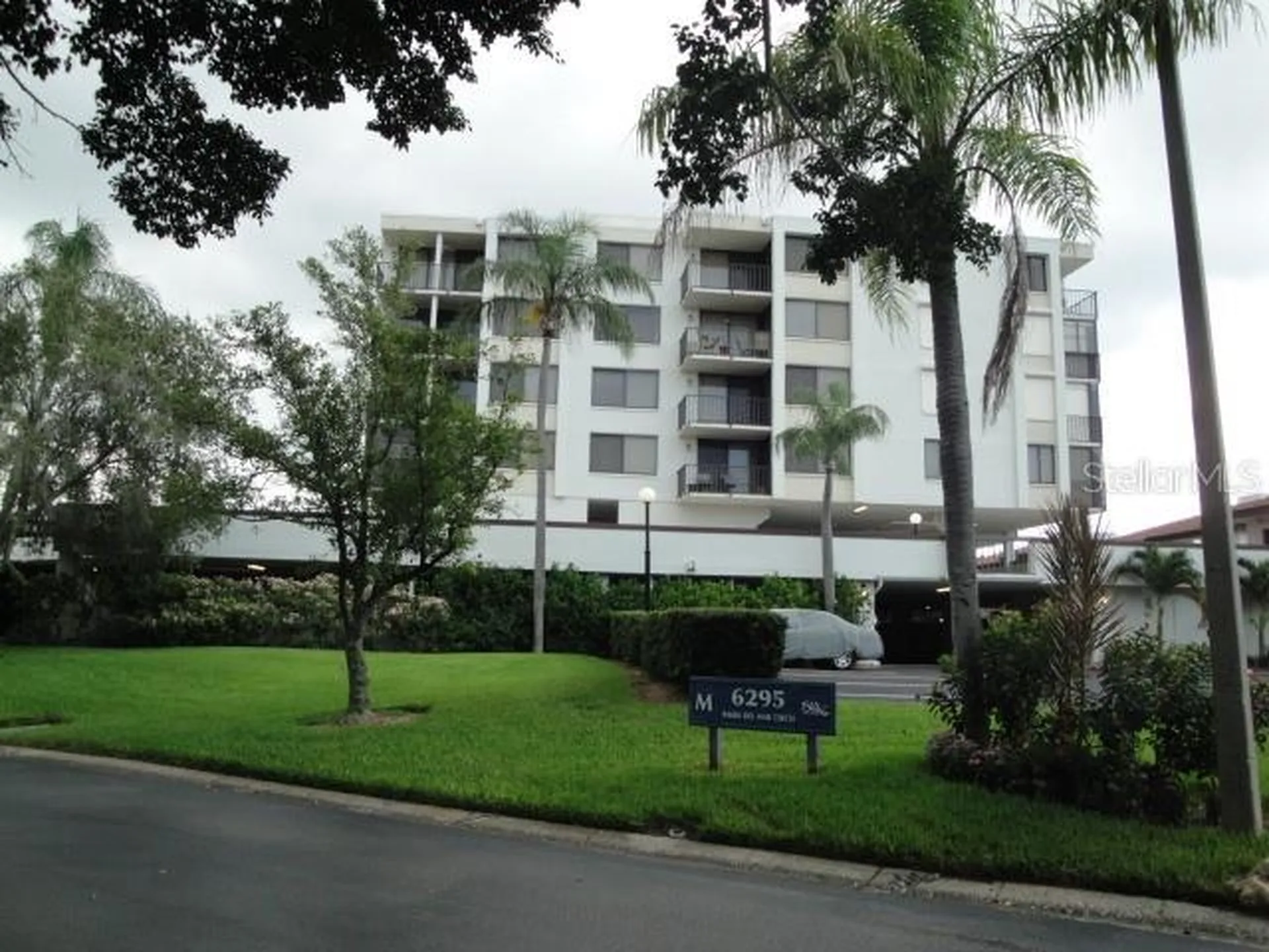 6295 Bahia Del Mar Circle St Petersburg FL 33715