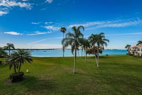 6295 Bahia Del Mar Circle St Petersburg FL 33715