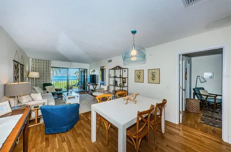 6295 Bahia Del Mar Circle St Petersburg FL 33715