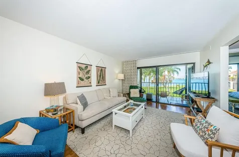 6295 Bahia Del Mar Circle St Petersburg FL 33715