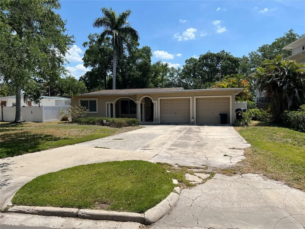 5008 W Dickens Avenue Tampa FL 33629