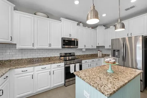 11013 Standing Stone Drive Wimauma FL 33598