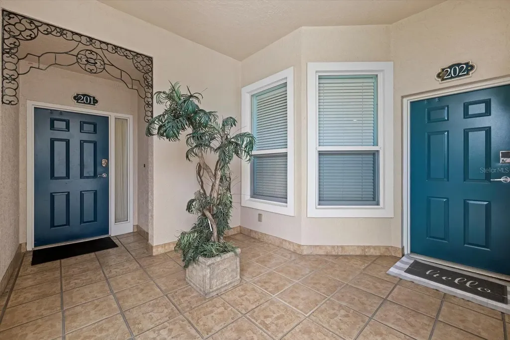 5440 Eagles Point Circle Sarasota FL 34231