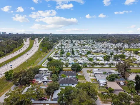 4625 Xenia Street N St Petersburg FL 33714