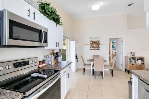 13832 Glasser Avenue Orlando FL 32826