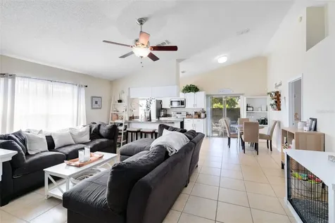 13832 Glasser Avenue Orlando FL 32826