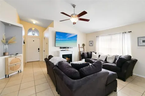 13832 Glasser Avenue Orlando FL 32826