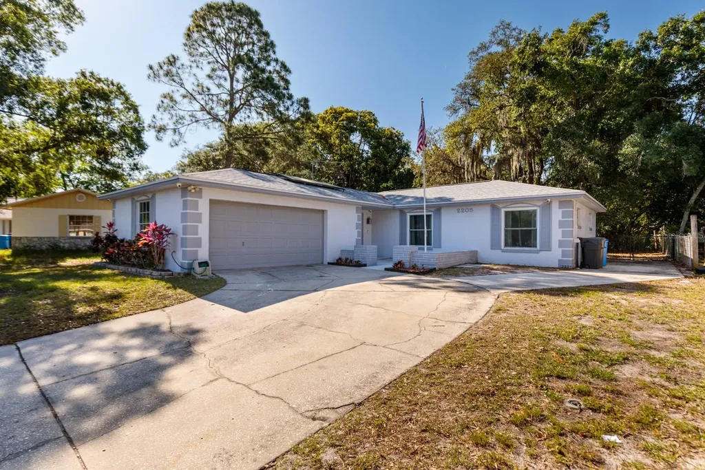 2205 Elizabeth Drive Brandon FL 33510