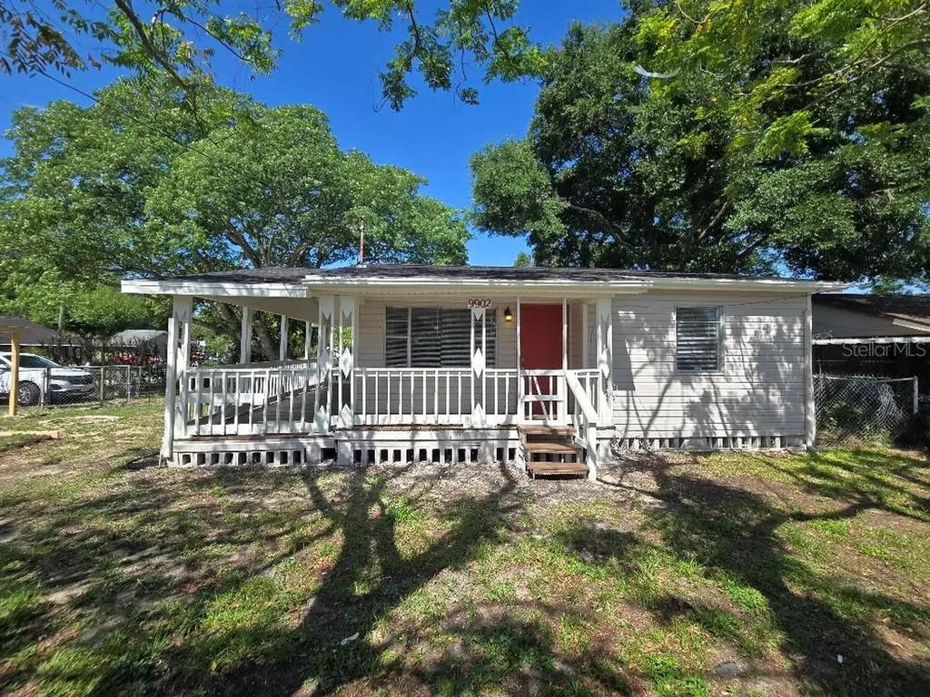 9902 N 46th Street Tampa FL 33617