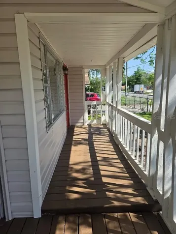9902 N 46th Street Tampa FL 33617