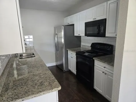 9902 N 46th Street Tampa FL 33617