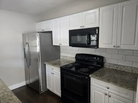 9902 N 46th Street Tampa FL 33617