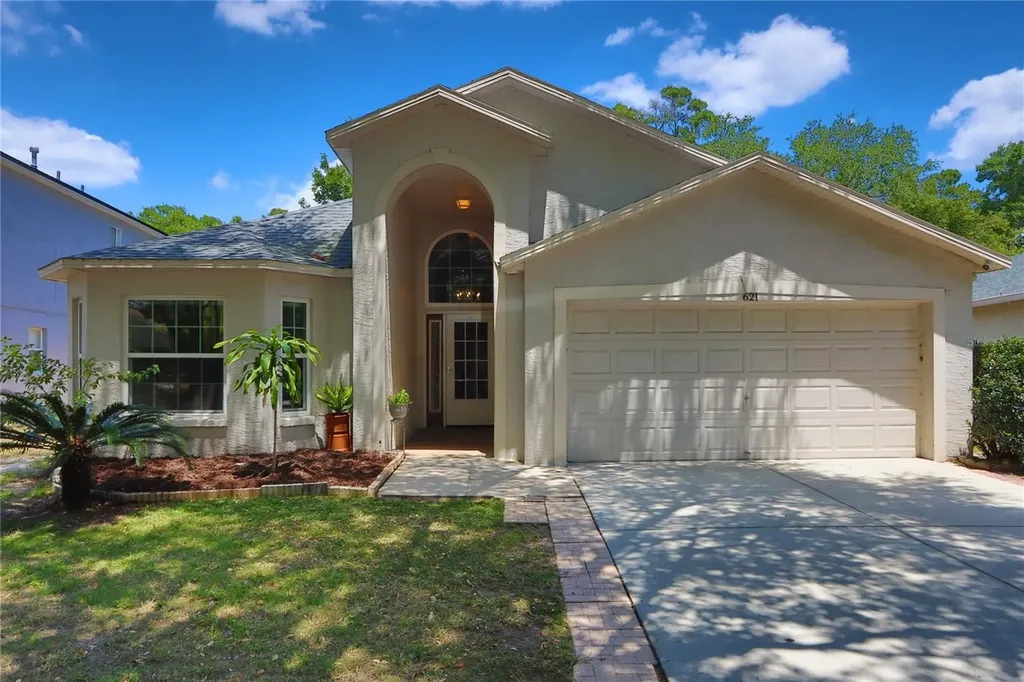 621 Somerstone Drive Valrico FL 33594