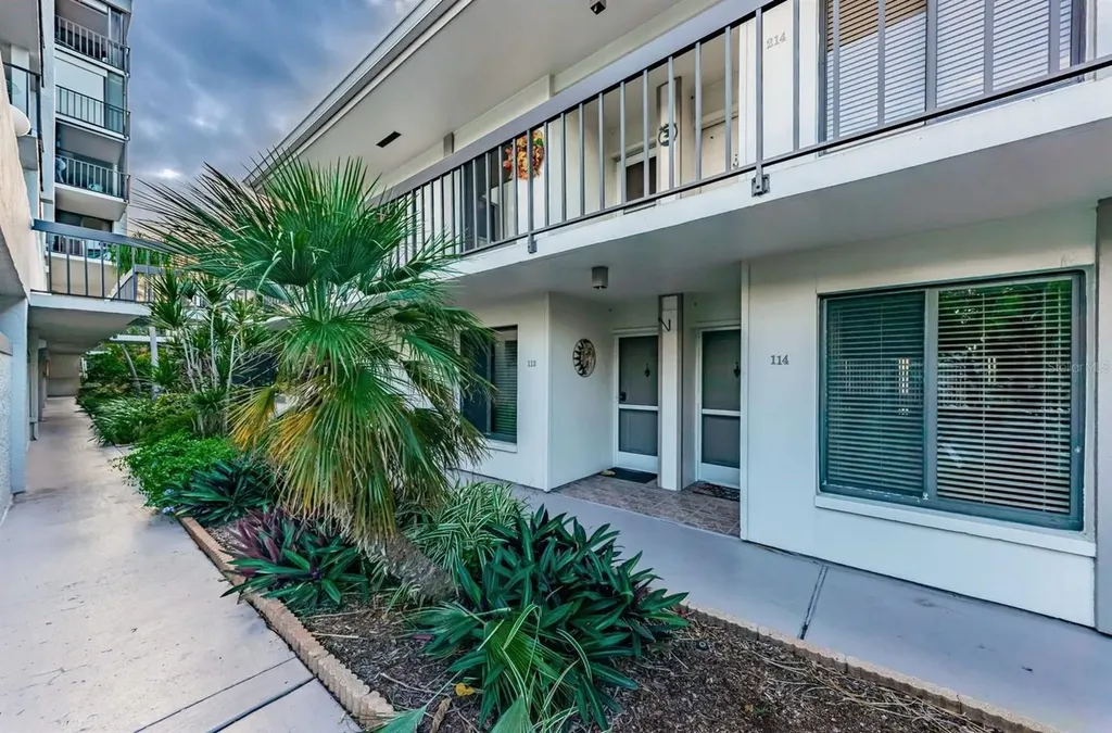 6365 Bahia Del Mar Boulevard St Petersburg FL 33715