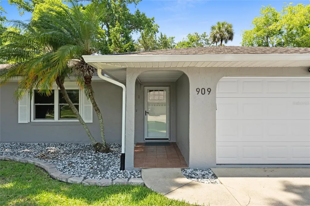 909 Bentwood Lane Port Orange FL 32127