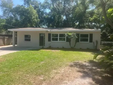1108 N Palm Drive Plant City FL 33563