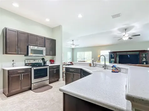 10070 Ketch Kay Lane Oxford FL 34484