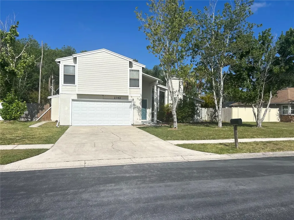 2342 Hidden Lake Street Kissimmee FL 34741