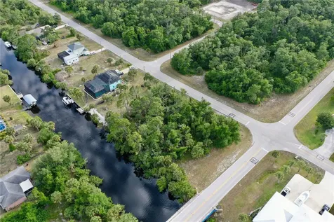 3020 Como Street Port Charlotte FL 33948