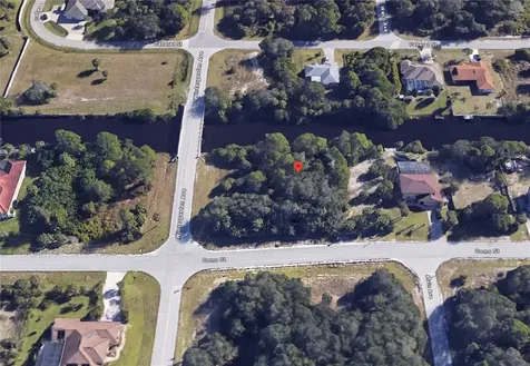 3020 Como Street Port Charlotte FL 33948